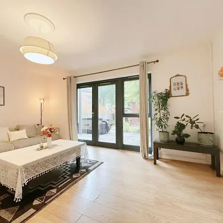 3 Bedrooms Duplex House Next To Kings Cross Station